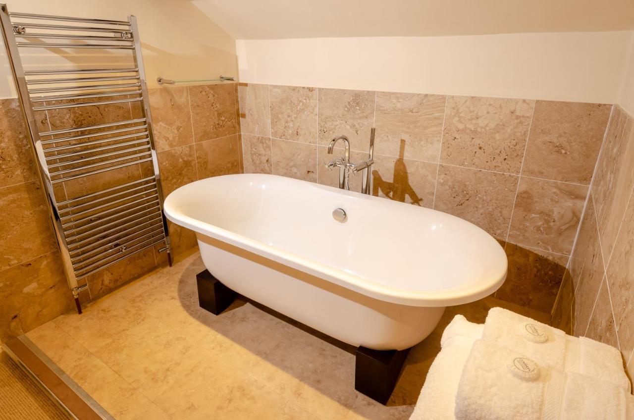 Eltermere Inn Елтъруотър Екстериор снимка